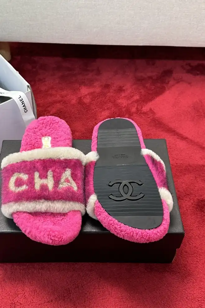 hype Chanel Slippers