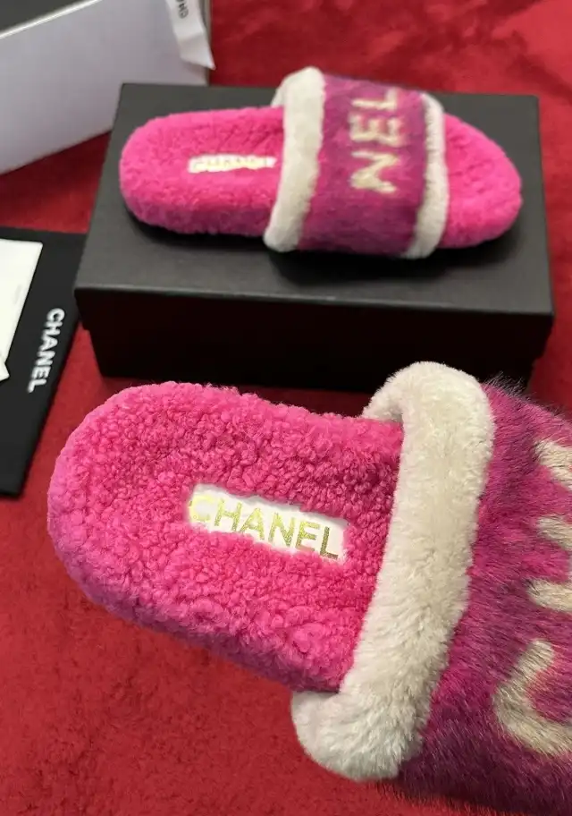 hype Chanel Slippers