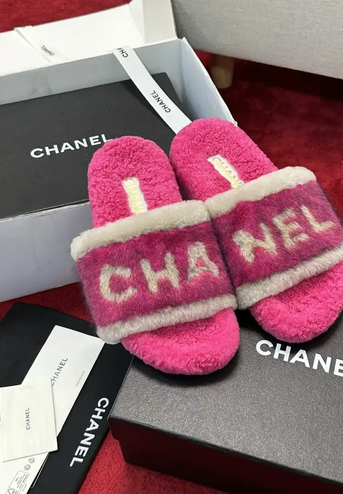 hype Chanel Slippers