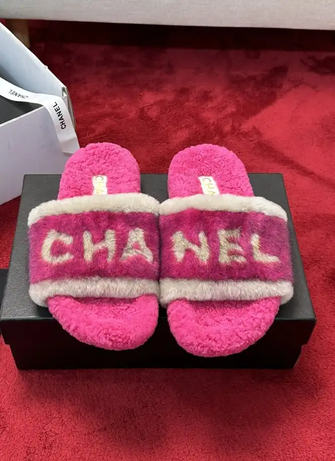 hype Chanel Slippers