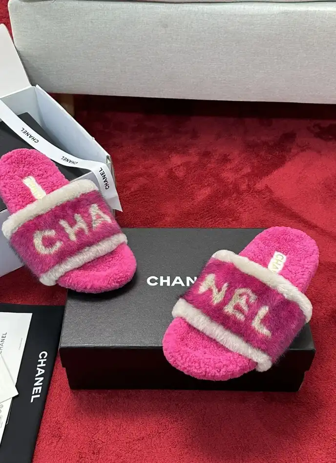 hype Chanel Slippers