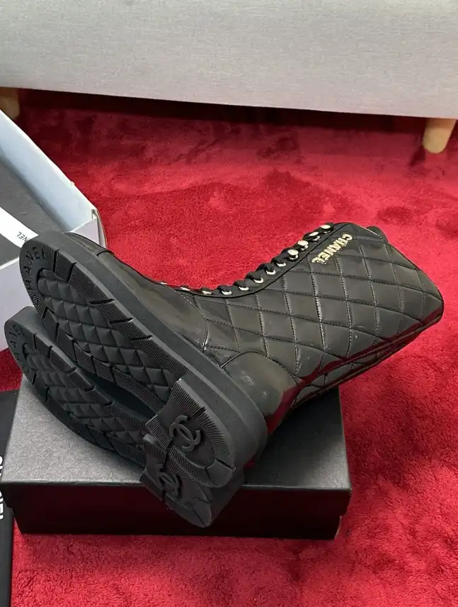 hype Chanel Boots