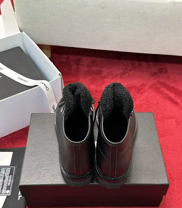 hype Chanel Boots