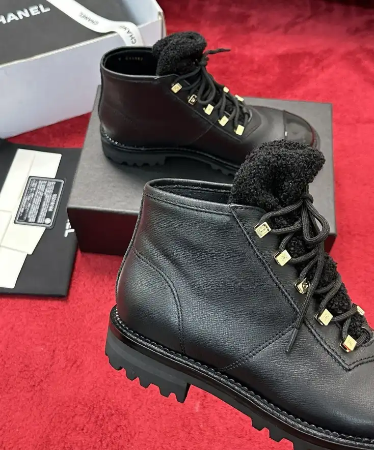 hype Chanel Boots