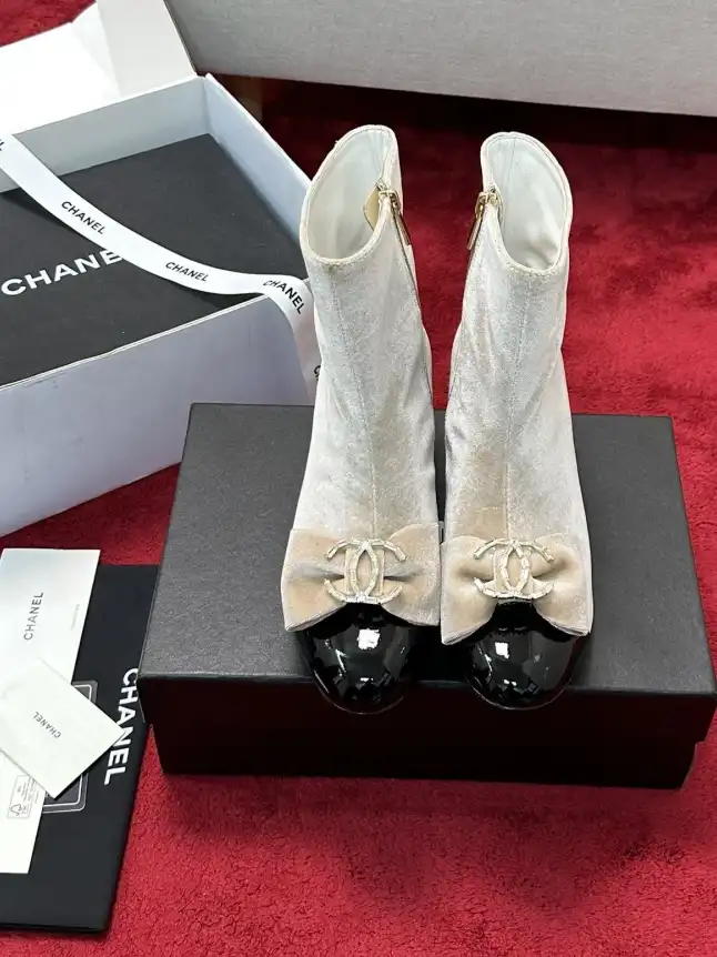 hype Chanel Boots