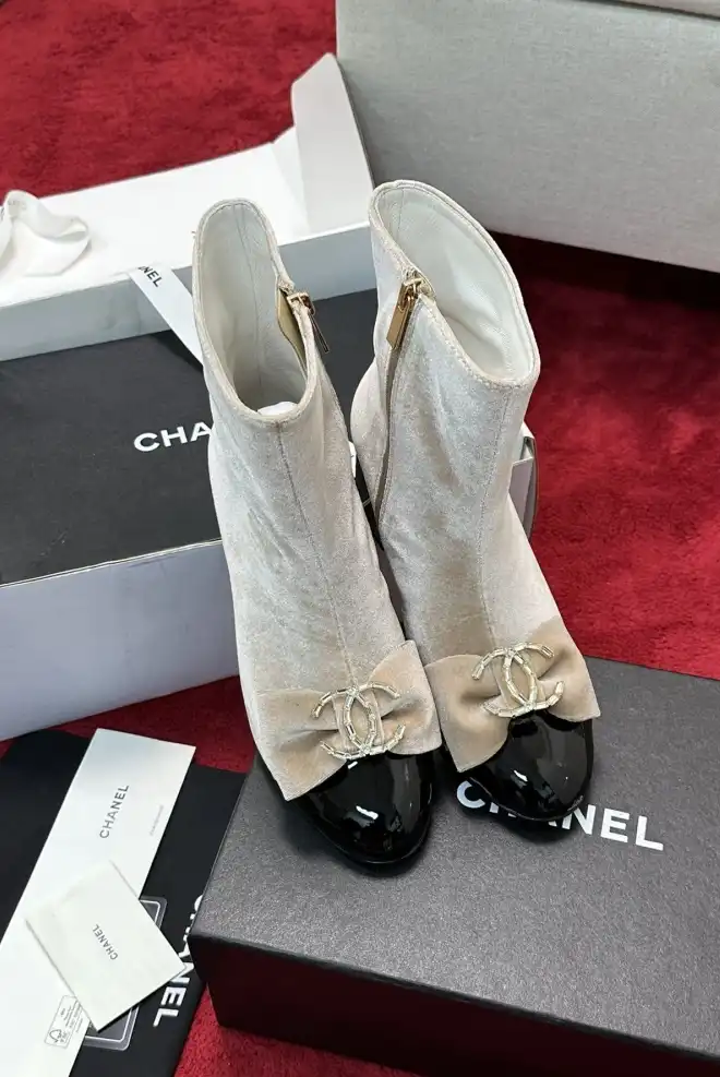 hype Chanel Boots