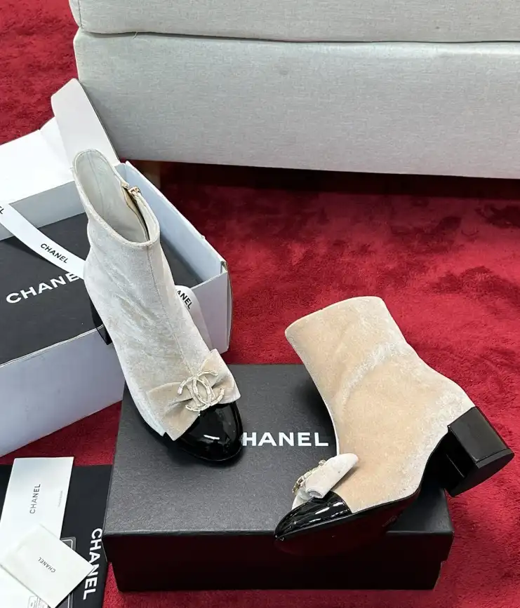 hype Chanel Boots