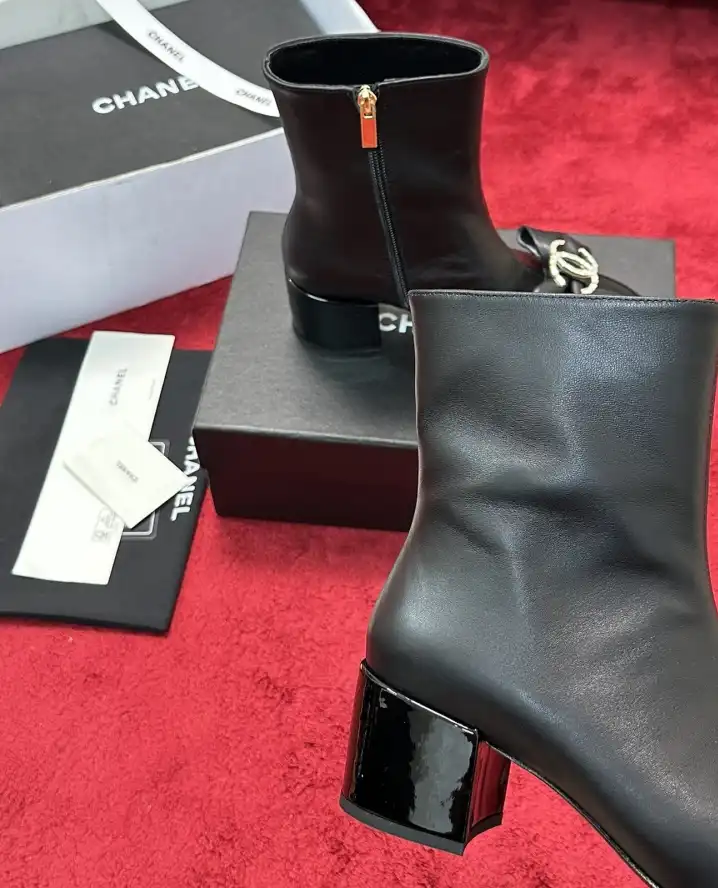 hype Chanel Boots