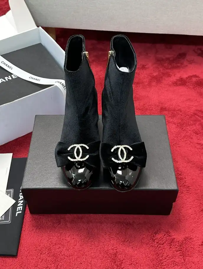 hype Chanel Boots