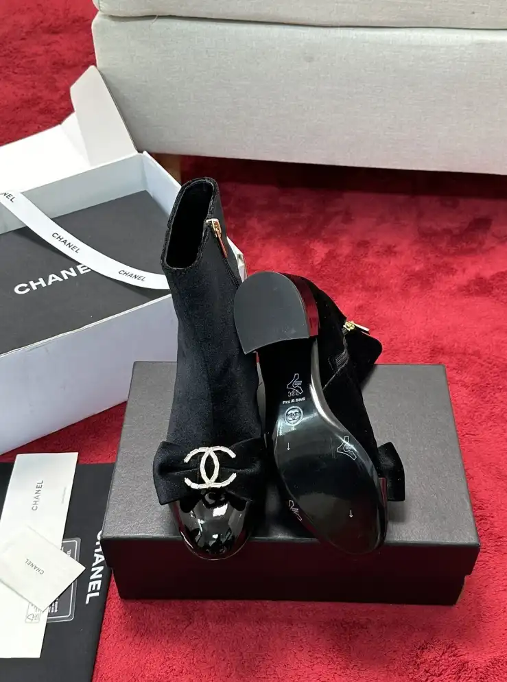 hype Chanel Boots