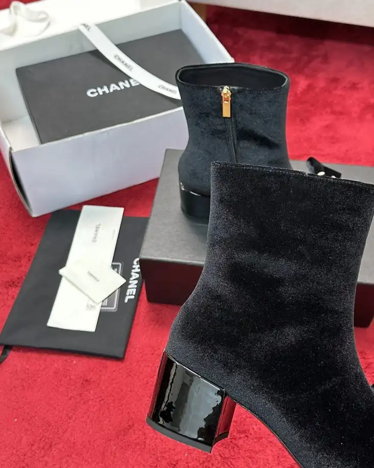 hype Chanel Boots