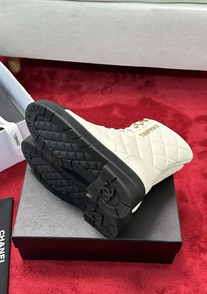 hype Chanel Boots