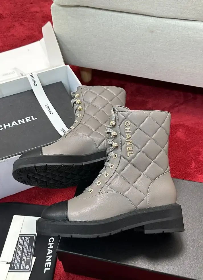 hype Chanel Boots