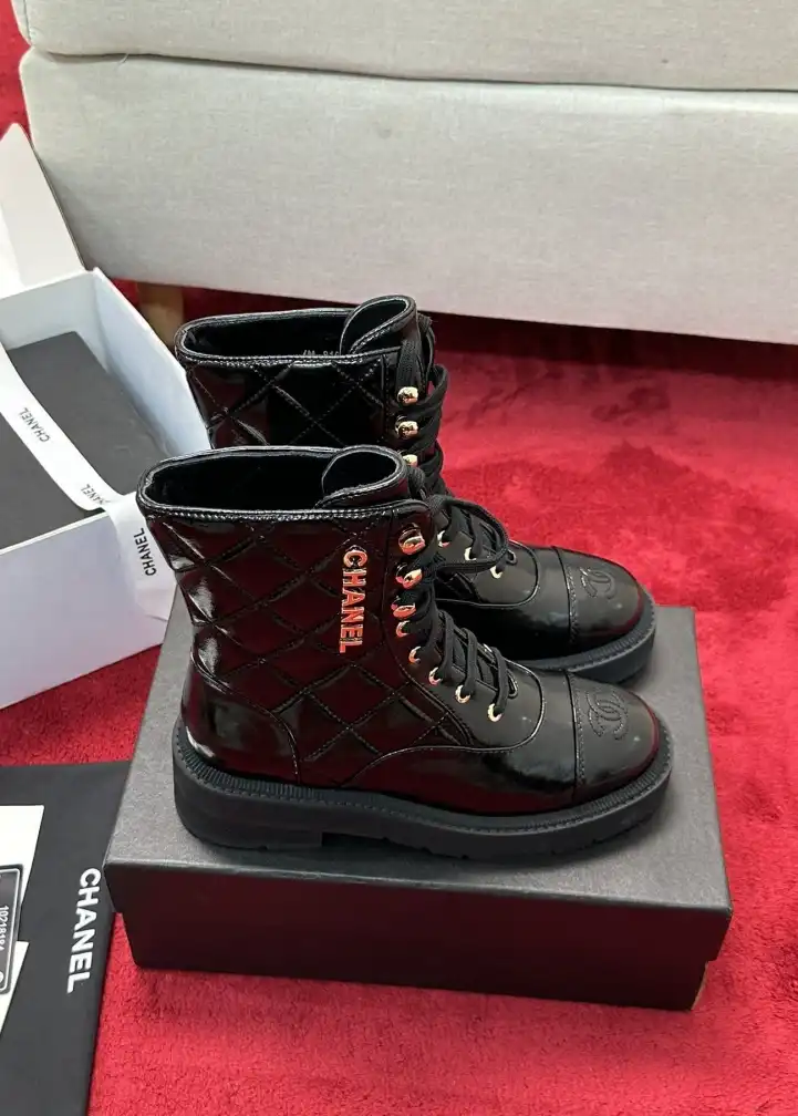 hype Chanel Boots