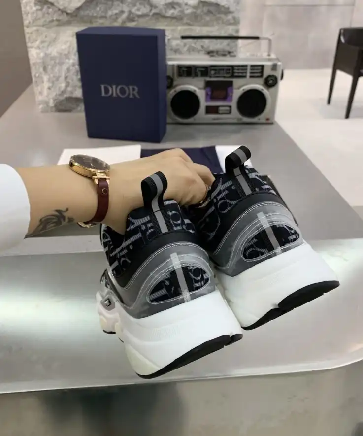 hype Christian Dior Sneakers