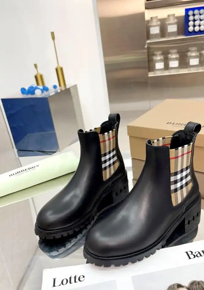 hype Burberry Boots