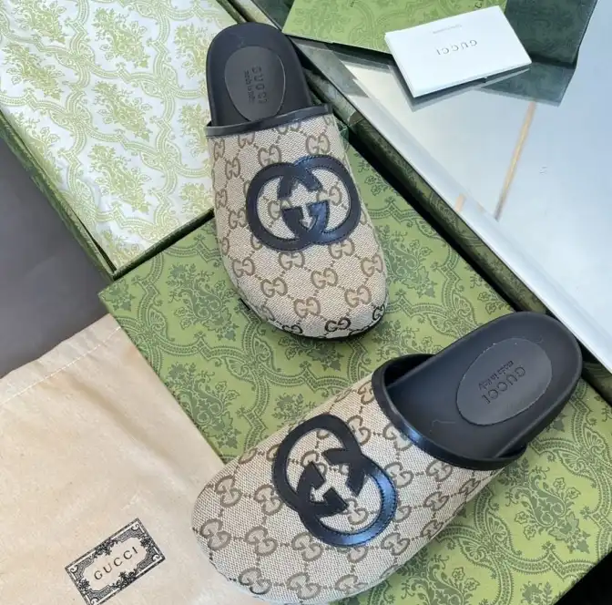 hype Gucci Slippers