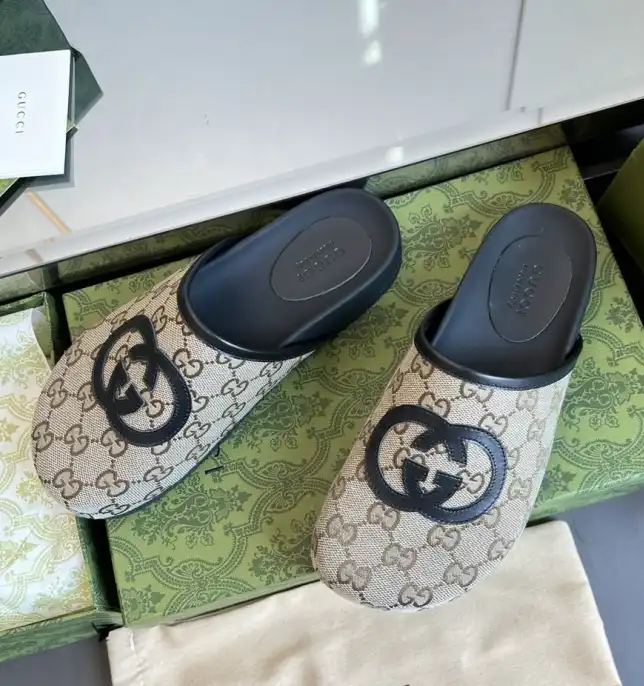 hype Gucci Slippers