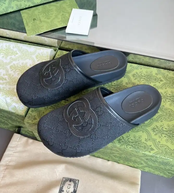 hype Gucci Slippers