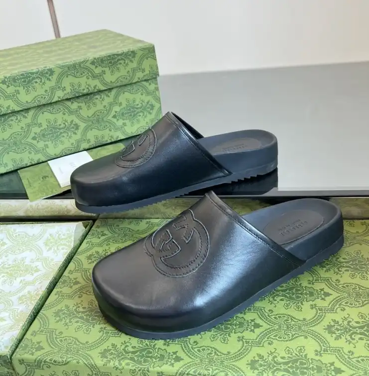 hype Gucci Slippers