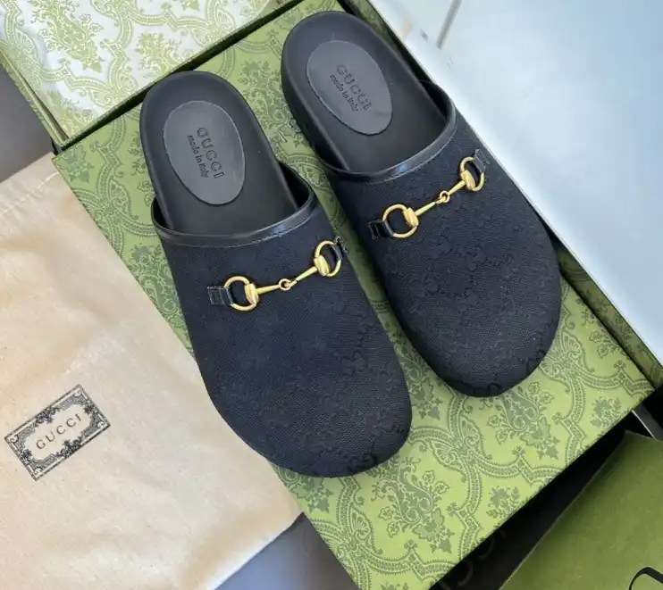 hype Gucci Slippers