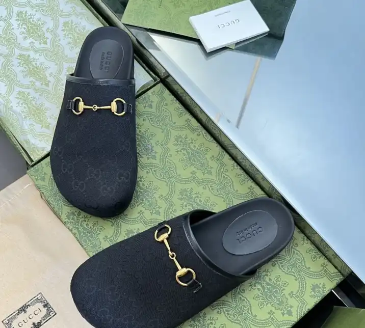 hype Gucci Slippers