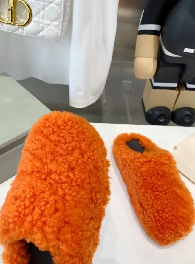 hype Other Slippers