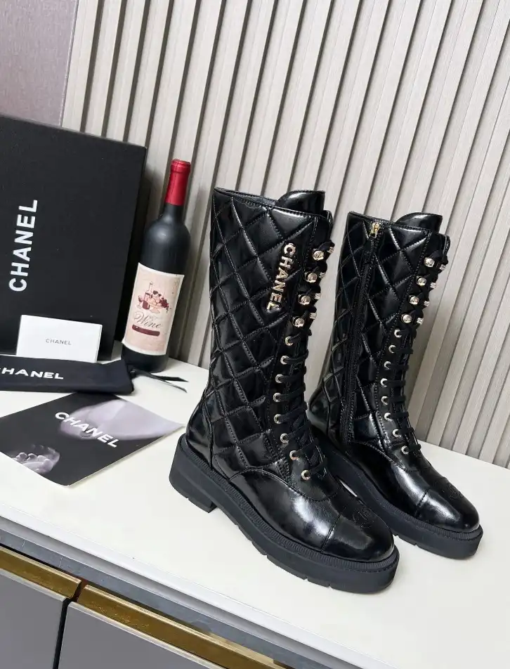 hype Chanel Boots