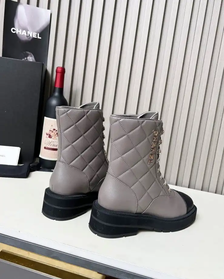 hype Chanel Boots