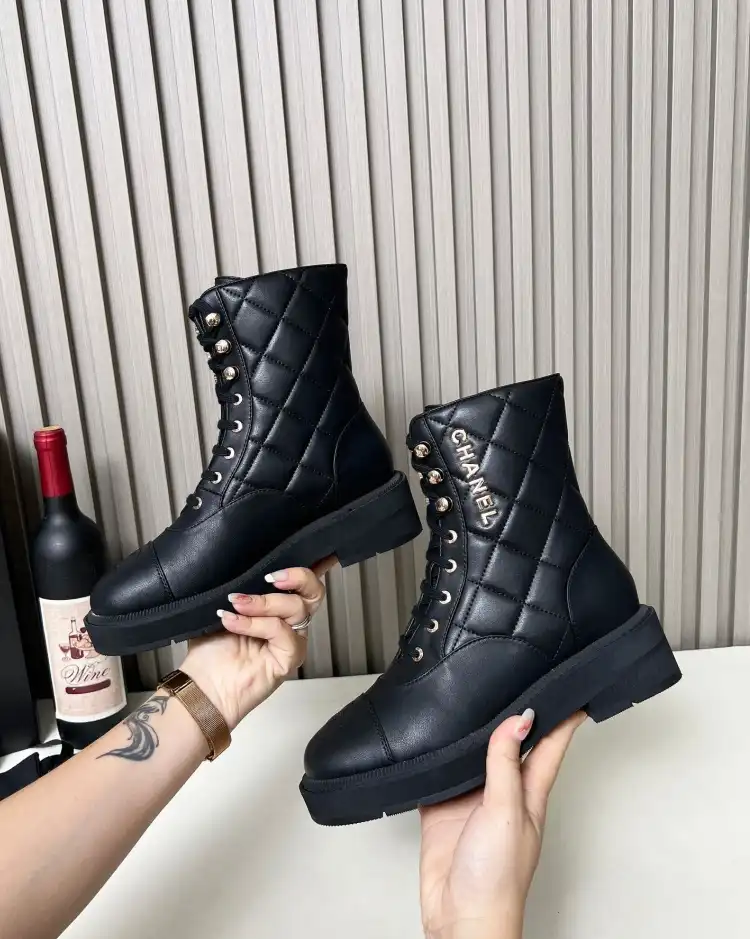 hype Chanel Boots