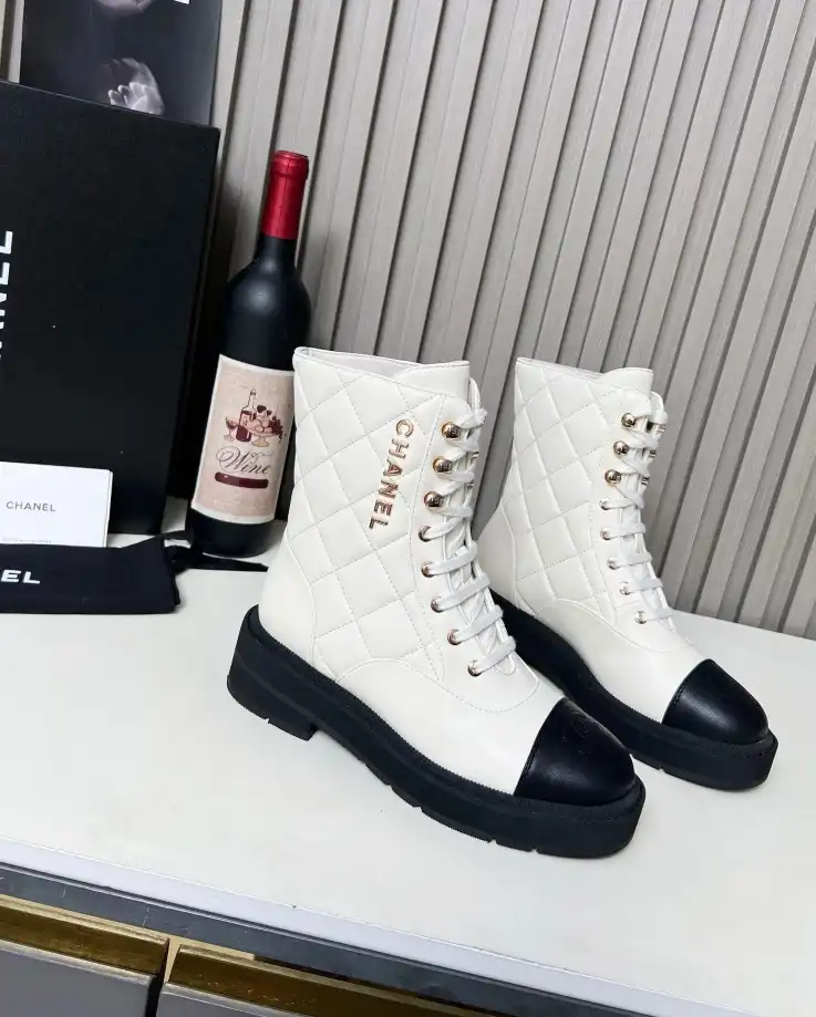 hype Chanel Boots