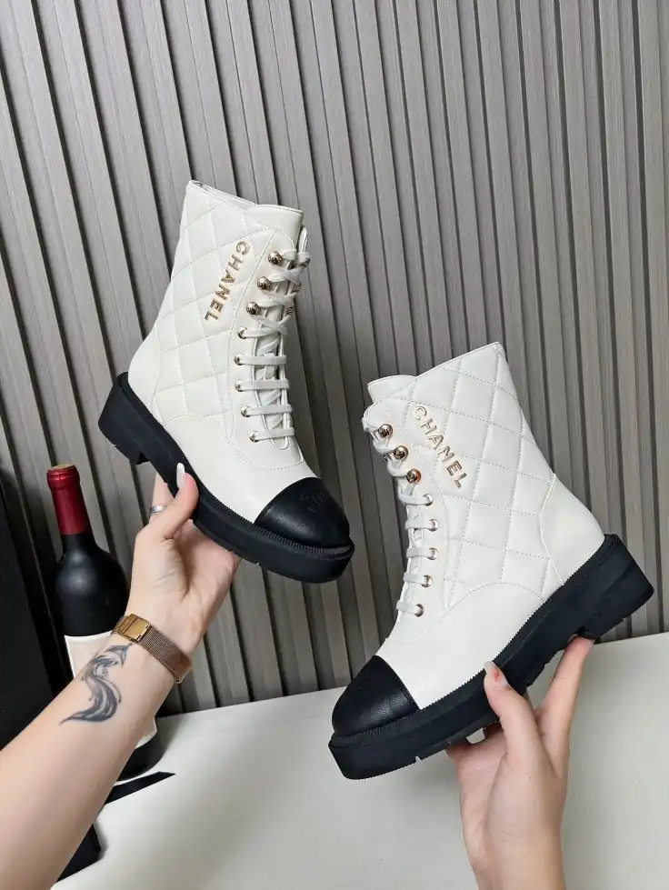 hype Chanel Boots