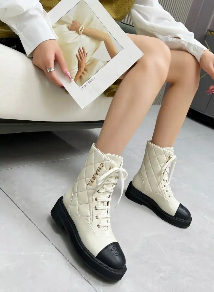 hype Chanel Boots