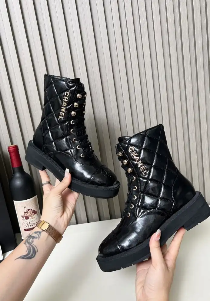 hype Chanel Boots