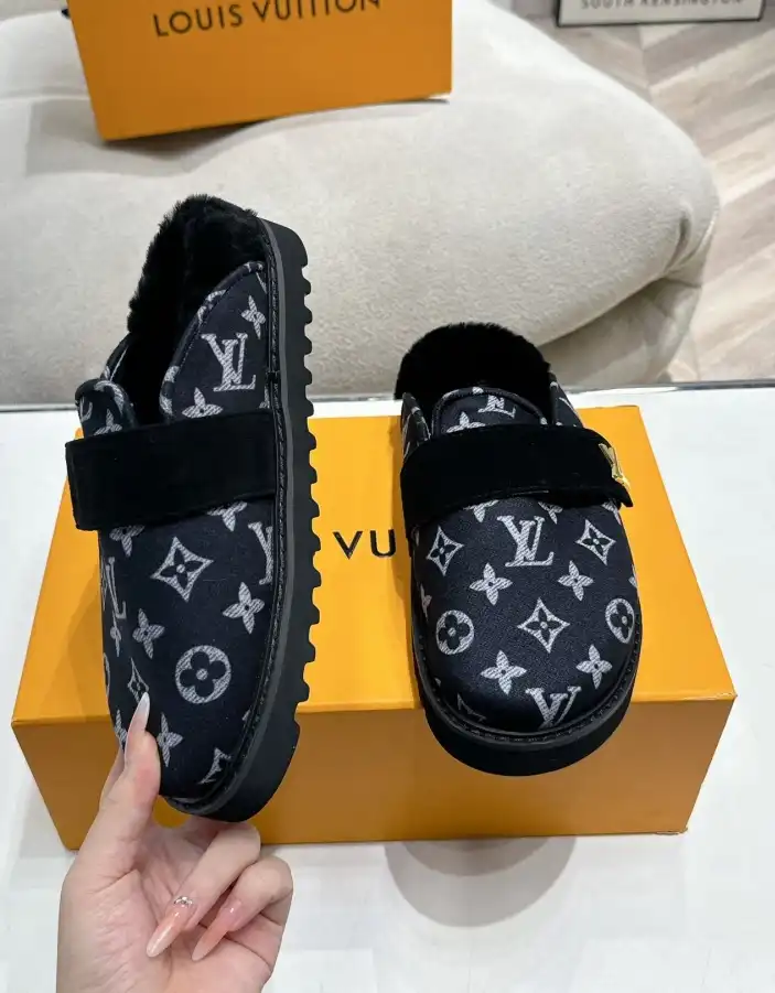 hype LV Slippers