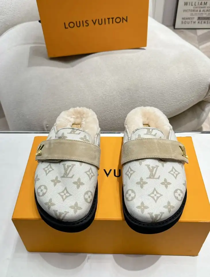 hype LV Slippers