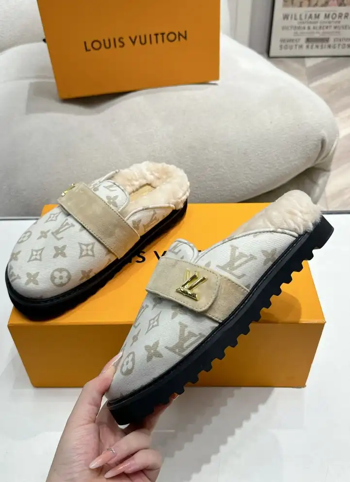 hype LV Slippers