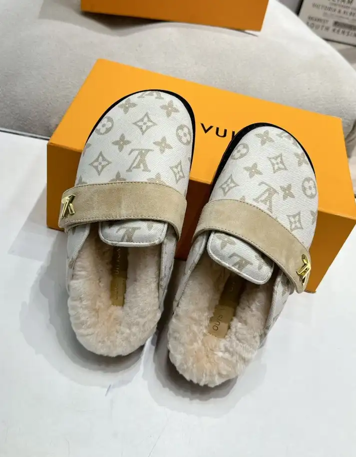 hype LV Slippers