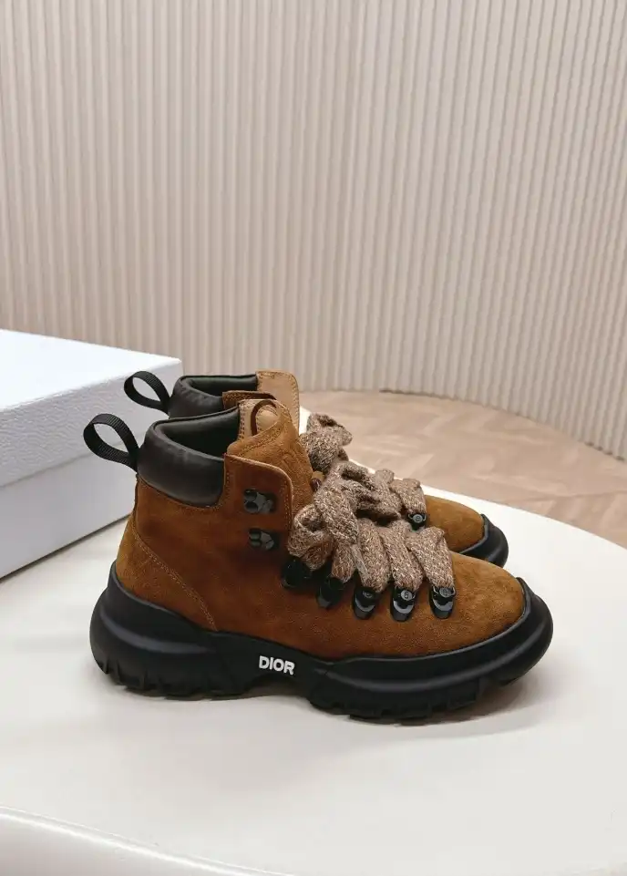 hype Christian Dior Boots