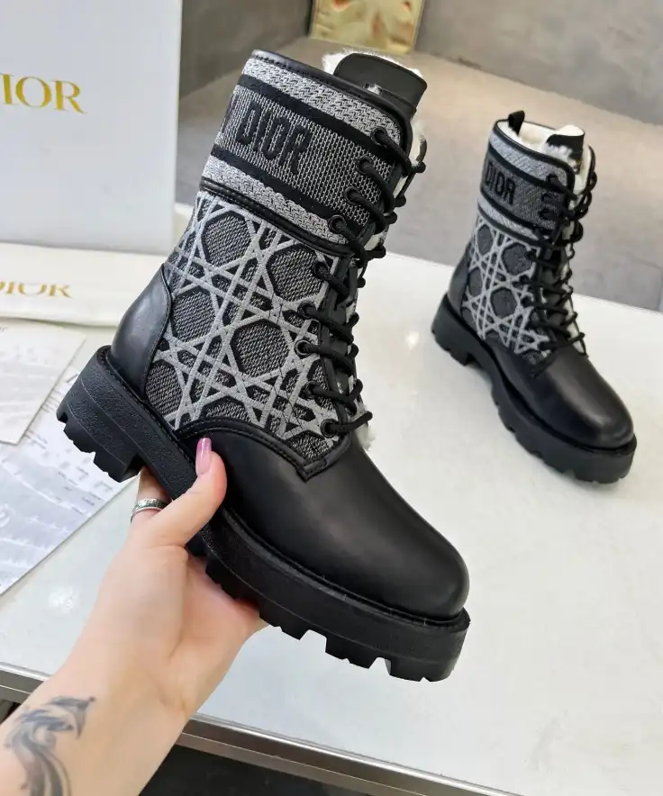 hype Christian Dior Boots