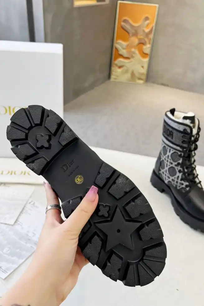 hype Christian Dior Boots