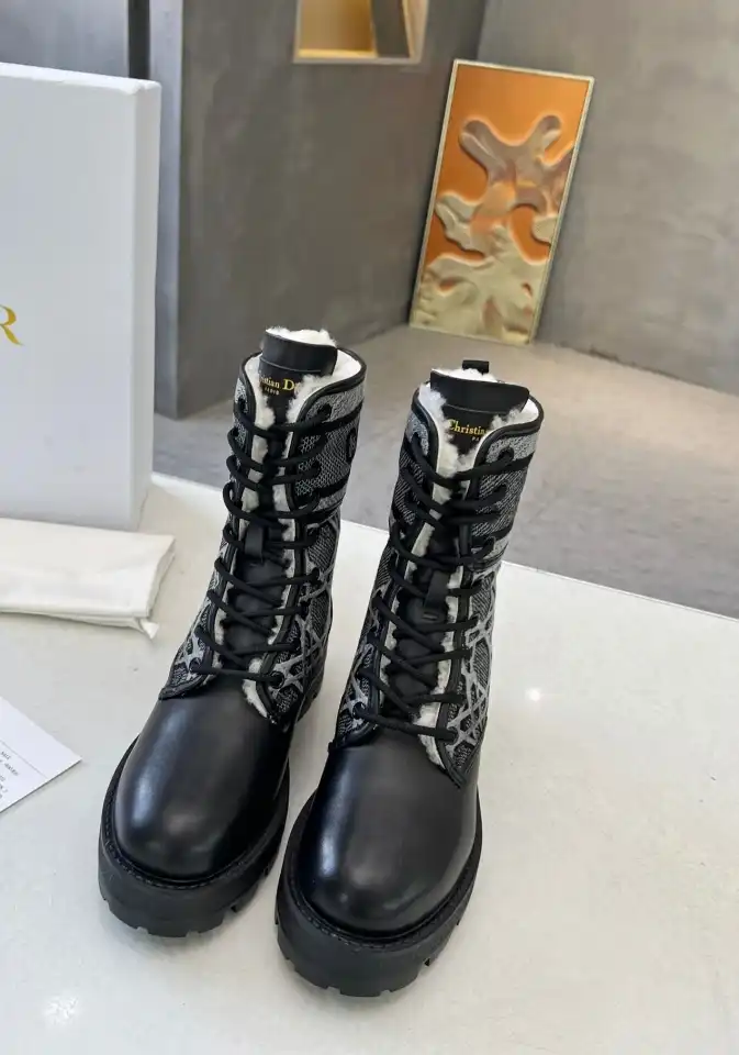 hype Christian Dior Boots