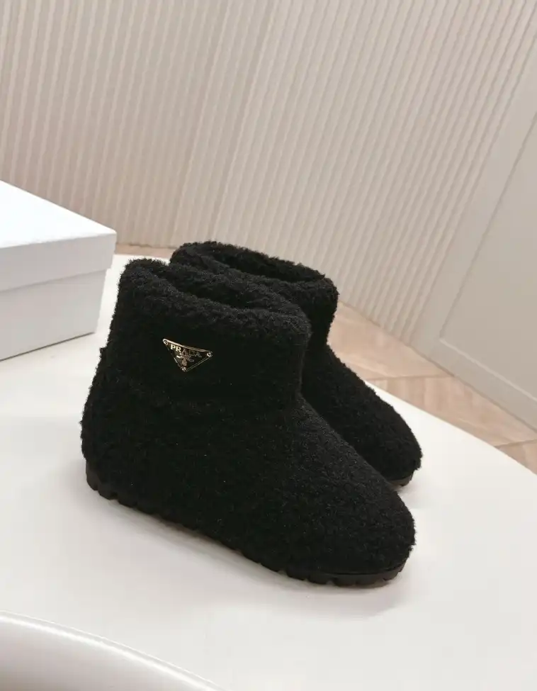 hype Prada Boots