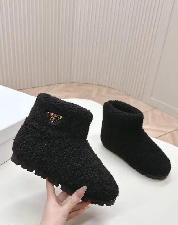 hype Prada Boots