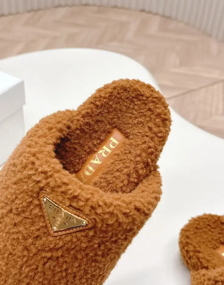 hype Prada Slippers