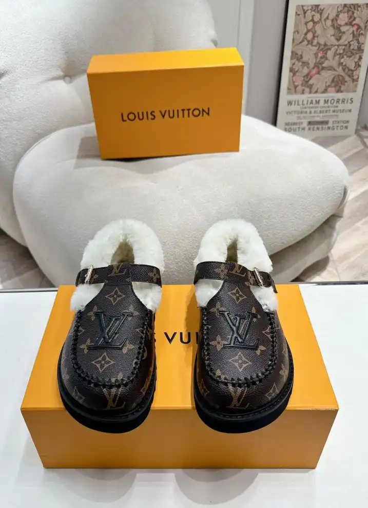 hype LV Slippers