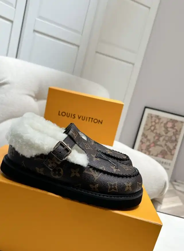 hype LV Slippers