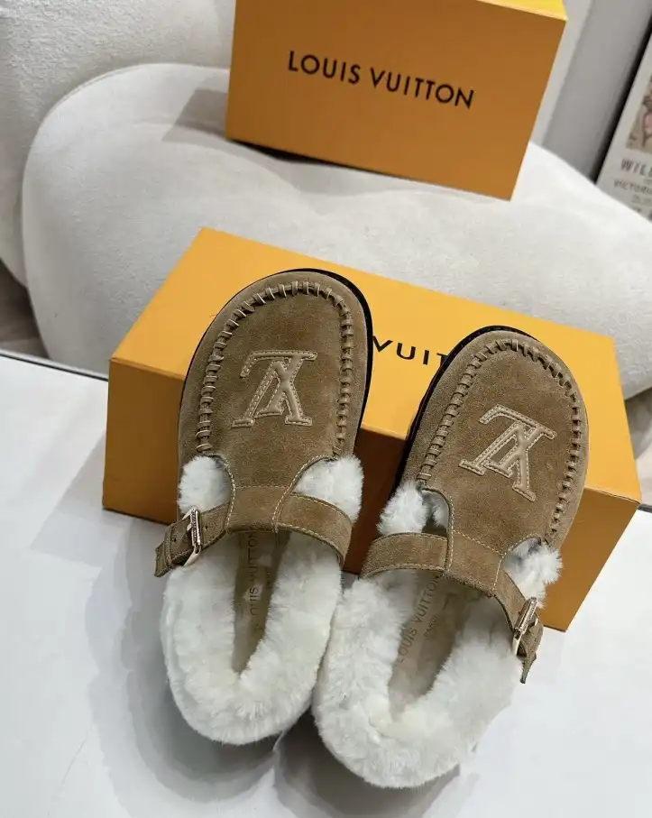 hype LV Slippers