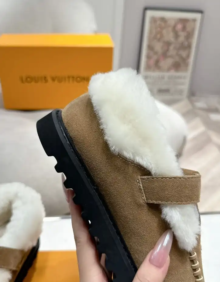 hype LV Slippers