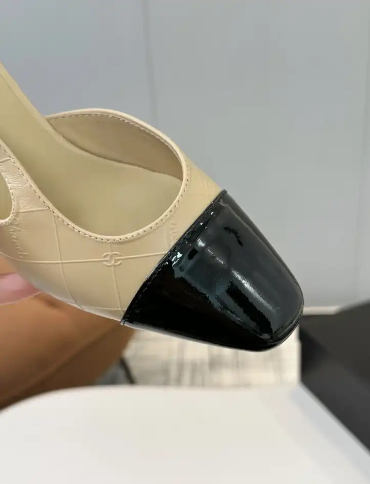 hype Chanel High Heels